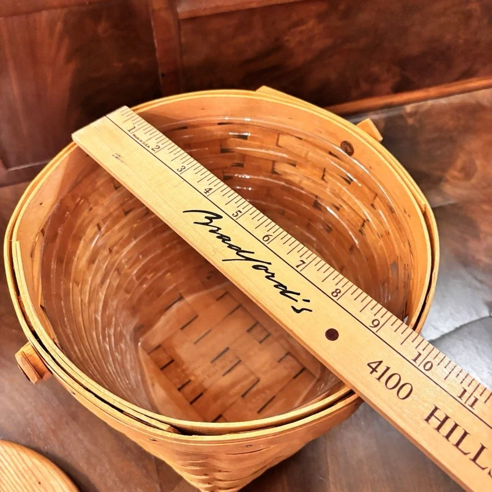 Longaberger 1995 Handwoven Fruit  Basket Wood Lid Plastic Liner Swing Handle‎